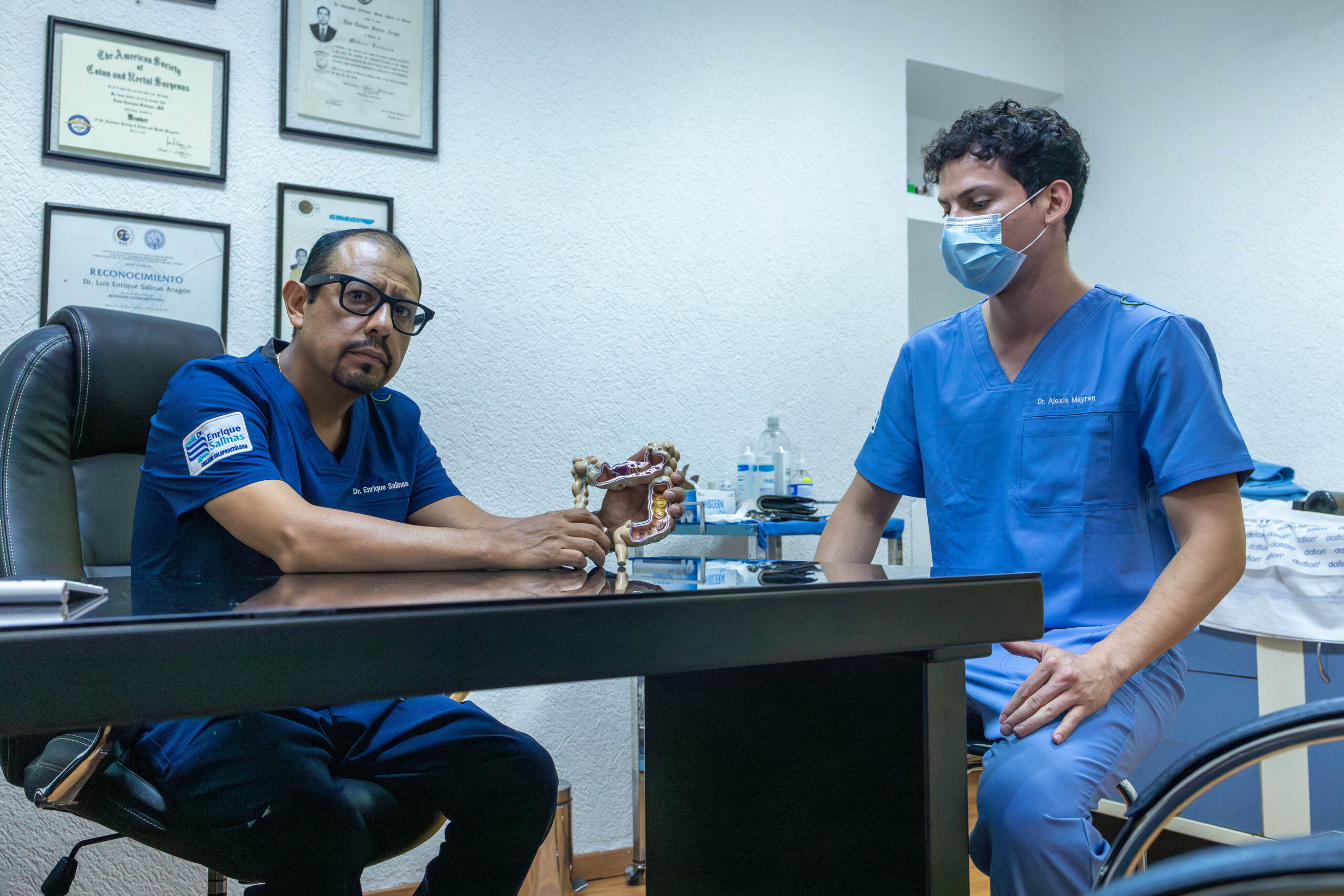 Personal de enfermería de la clínica